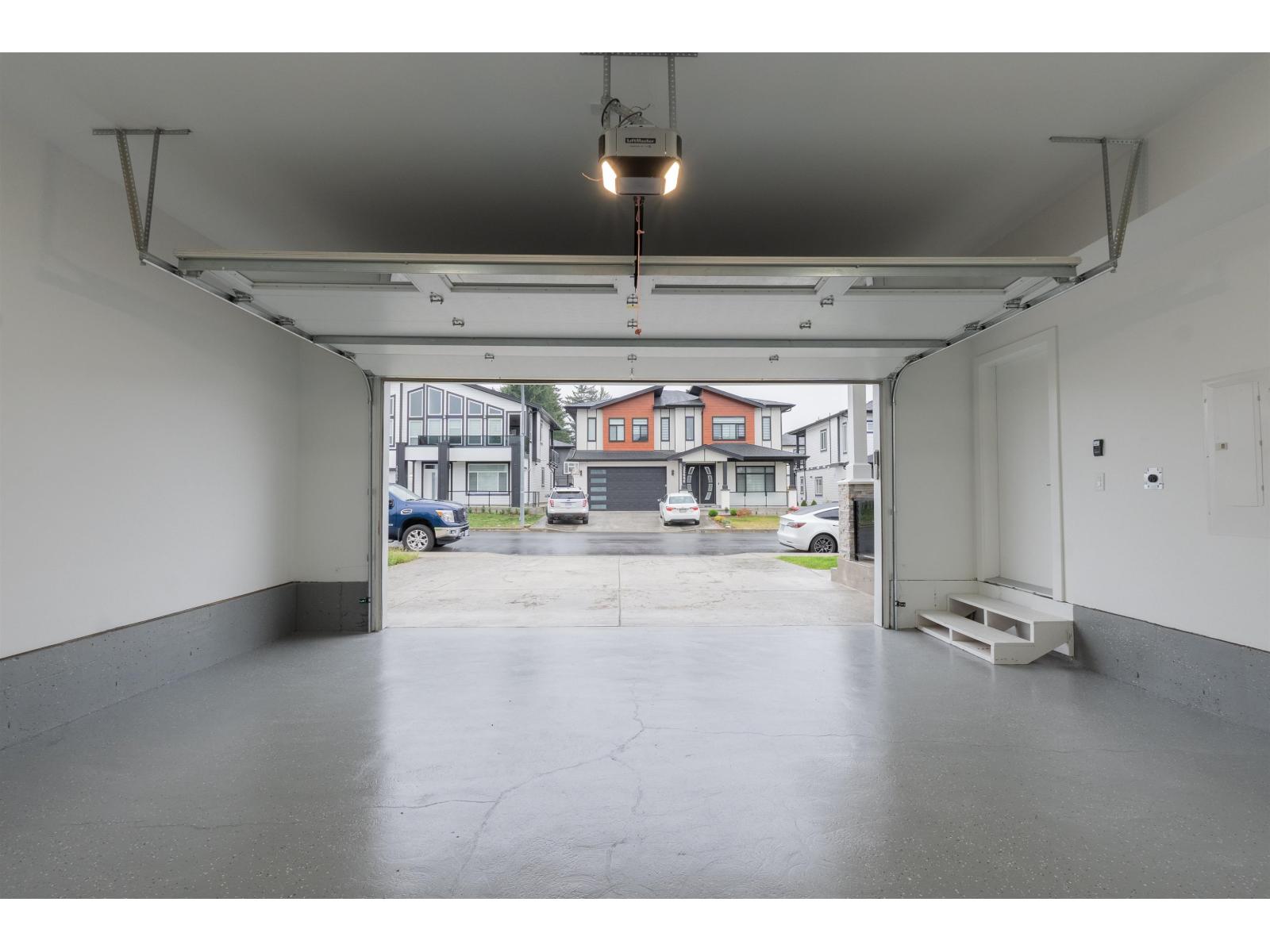 Property at 32689 CARTER AVENUE image 2