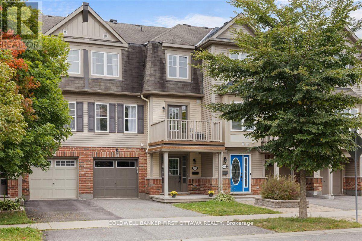 121 PAR-LA-VILLE CIRCLE, Ottawa, Ontario