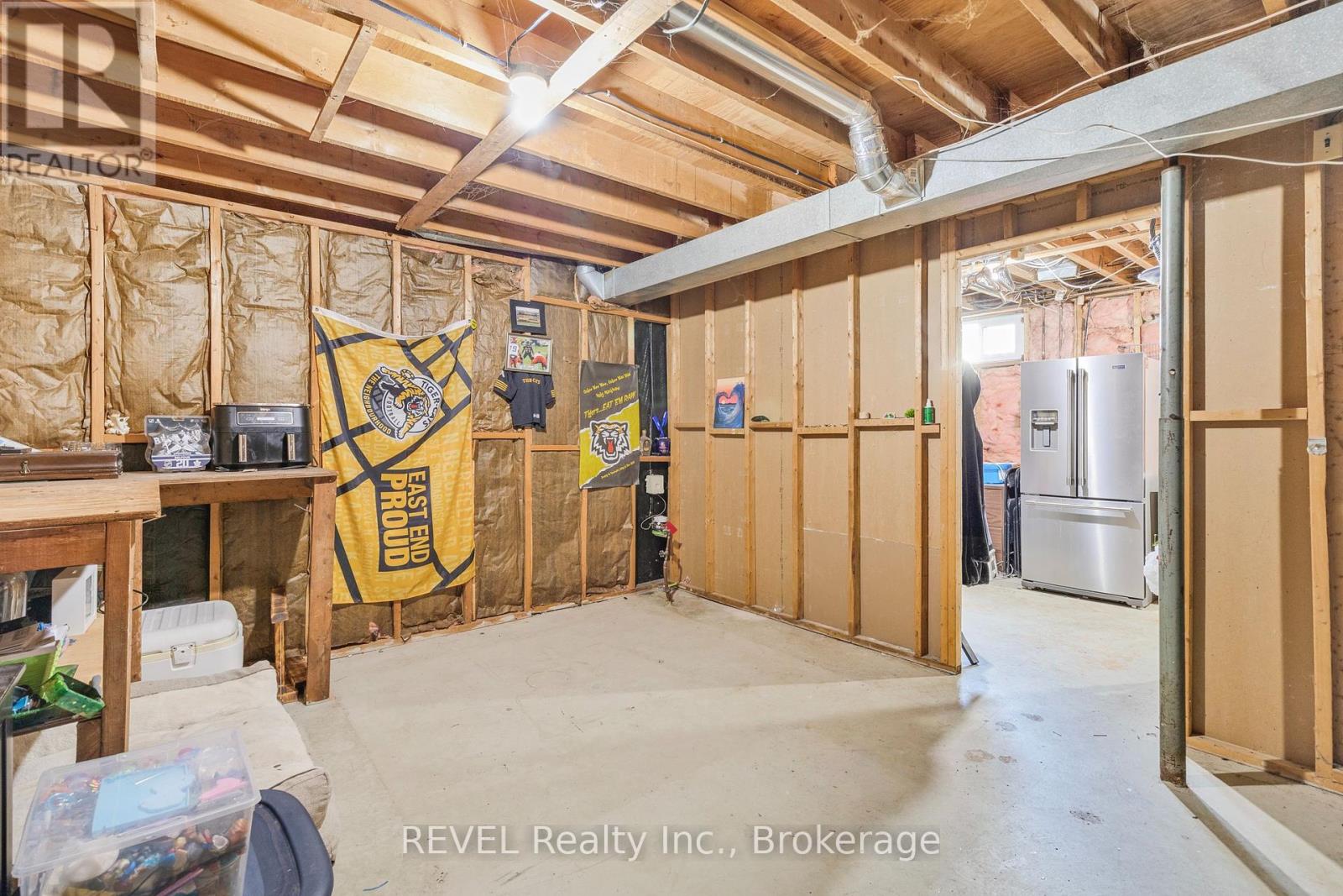 16 Roxborough Court, St. Catharines, Ontario  L2M 6E3 - Photo 39 - X12425175