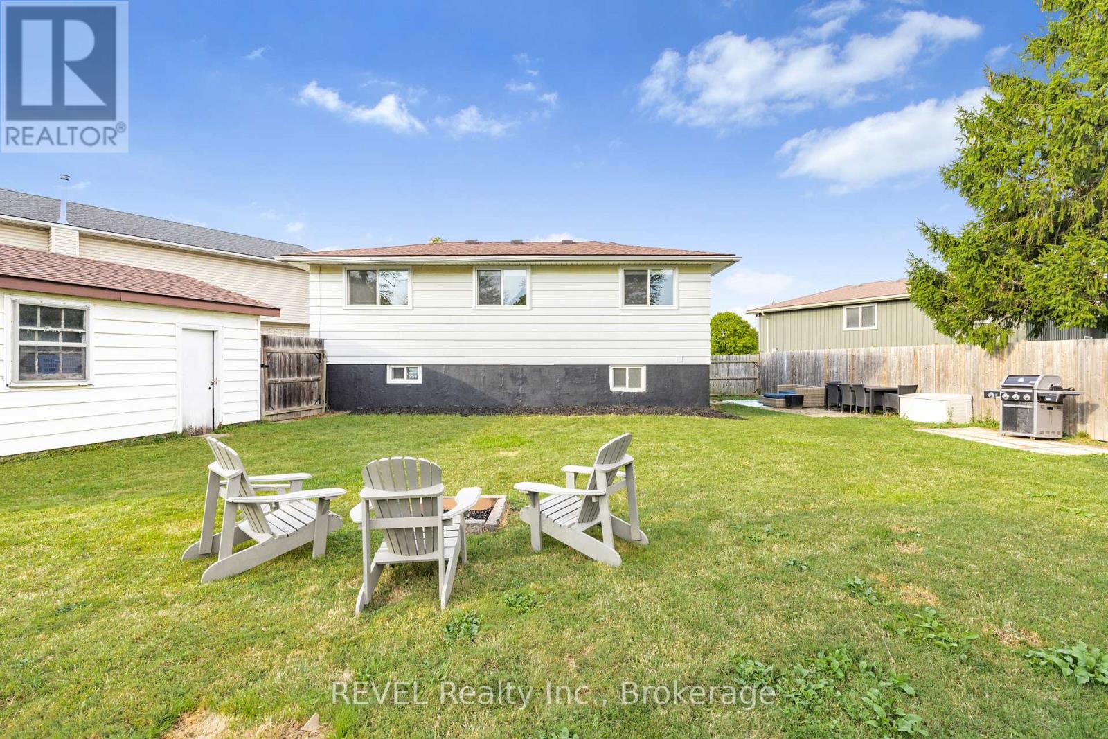 16 Roxborough Court, St. Catharines, Ontario  L2M 6E3 - Photo 45 - X12425175