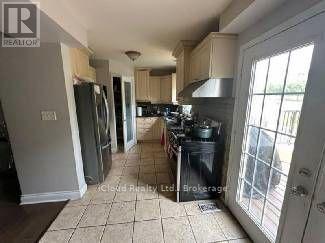 13 - 50 Harris Street, Cambridge, Ontario  N1R 8M9 - Photo 3 - X12425149