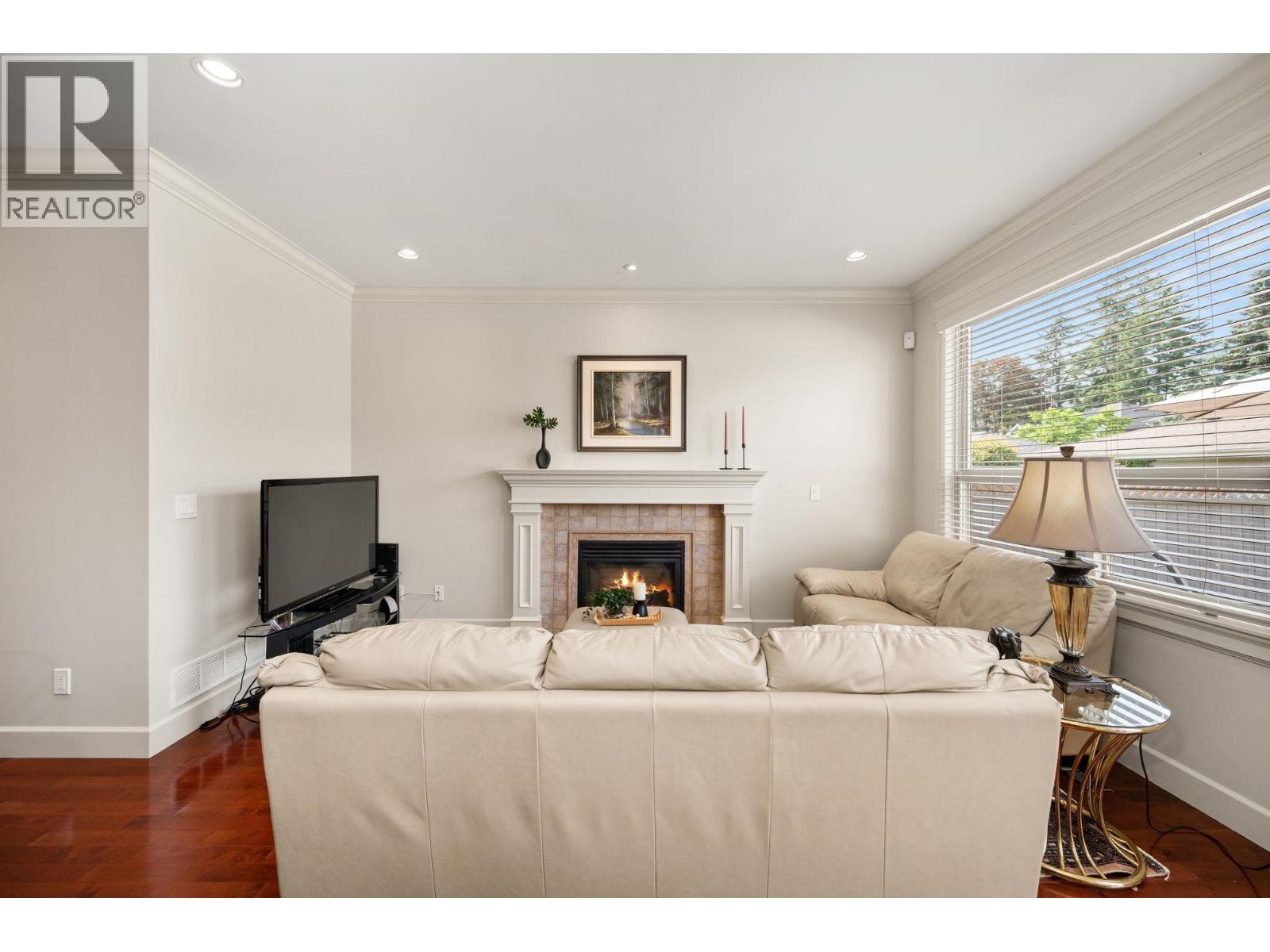 336 E 12th Street, North Vancouver, British Columbia  V7L 2J9 - Photo 10 - R3052095