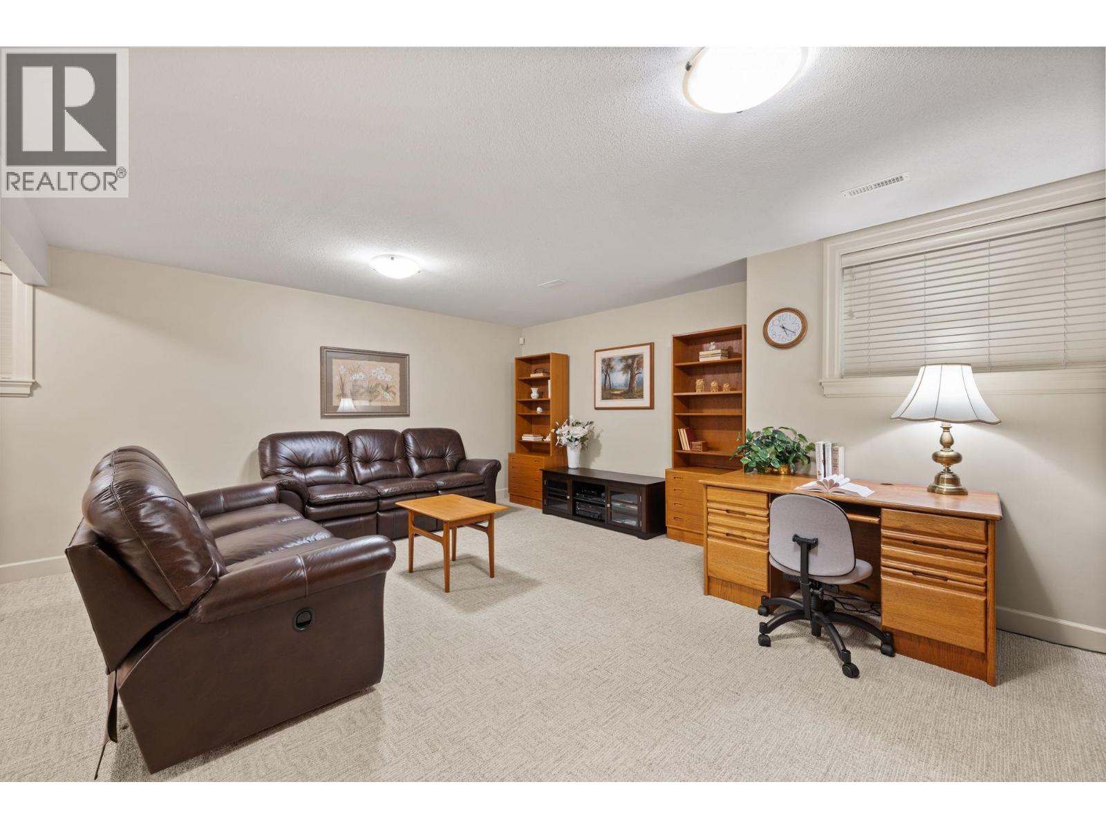 336 E 12th Street, North Vancouver, British Columbia  V7L 2J9 - Photo 34 - R3052095