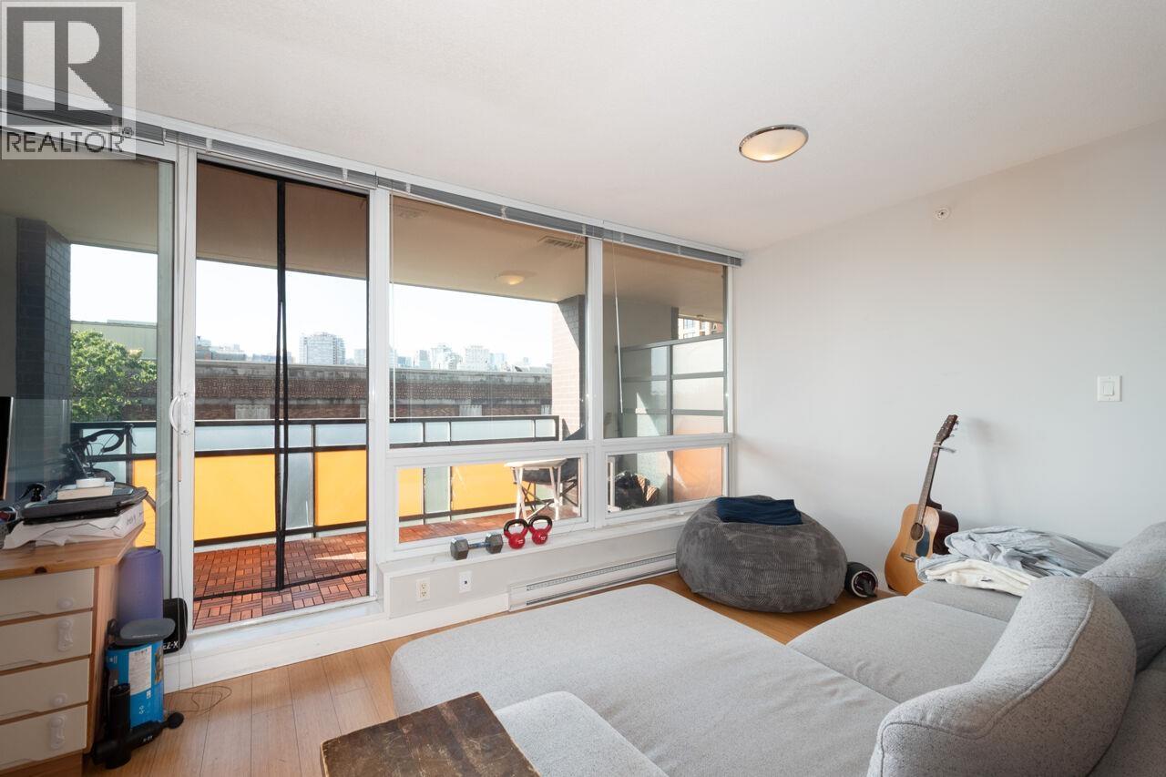503 718 Main Street, Vancouver, British Columbia  V6A 2V7 - Photo 4 - R3049671