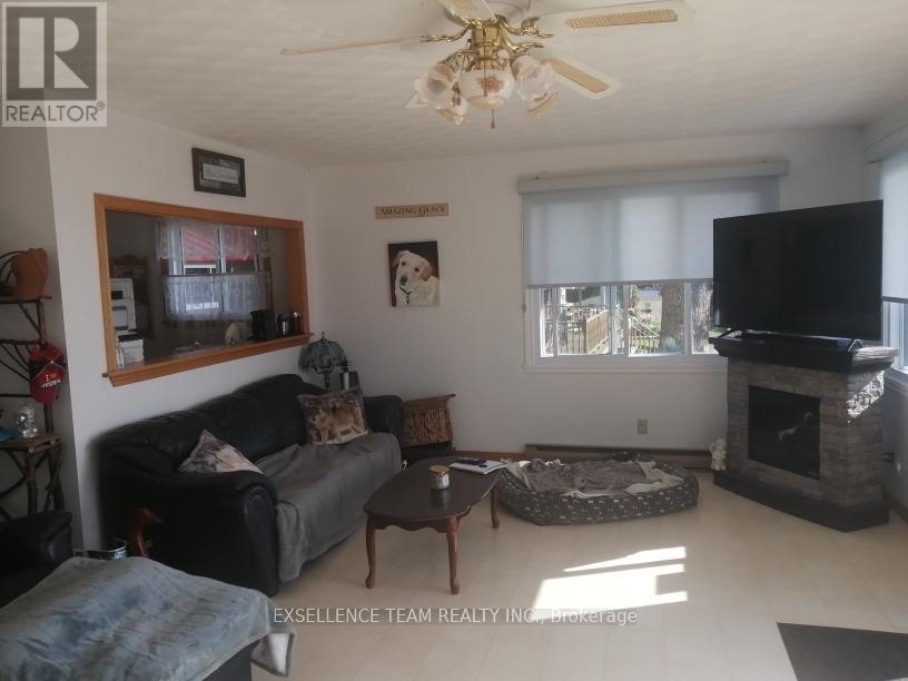 6803 St. Louis Point Road S, South Glengarry, Ontario  K0C 2E0 - Photo 18 - X12410453