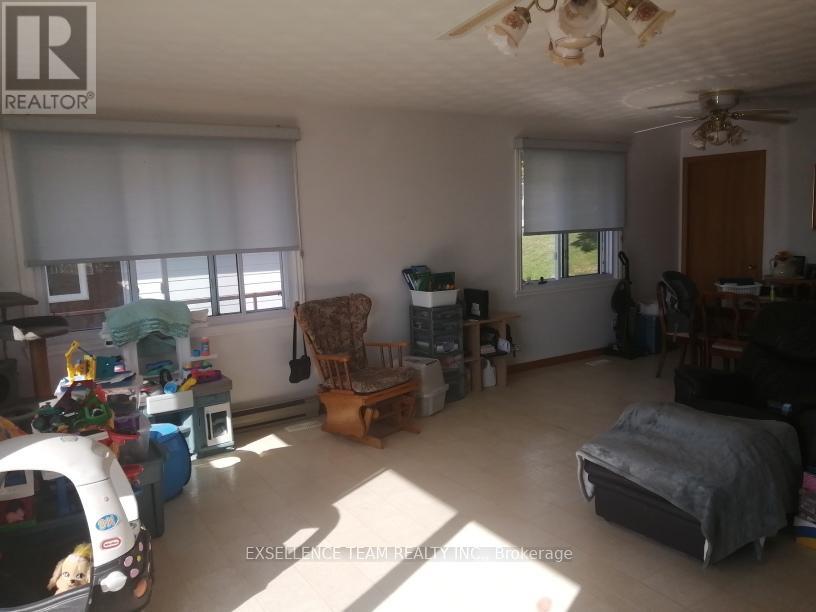 6803 St. Louis Point Road S, South Glengarry, Ontario  K0C 2E0 - Photo 15 - X12410453