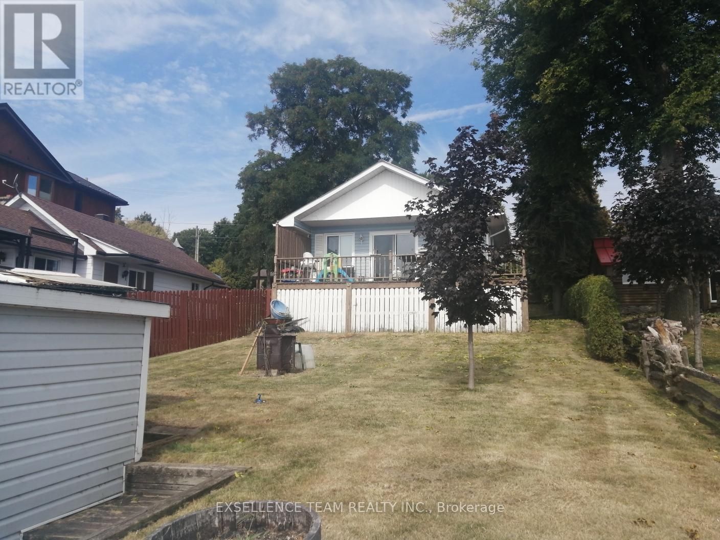 6803 St. Louis Point Road S, South Glengarry, Ontario  K0C 2E0 - Photo 4 - X12410453