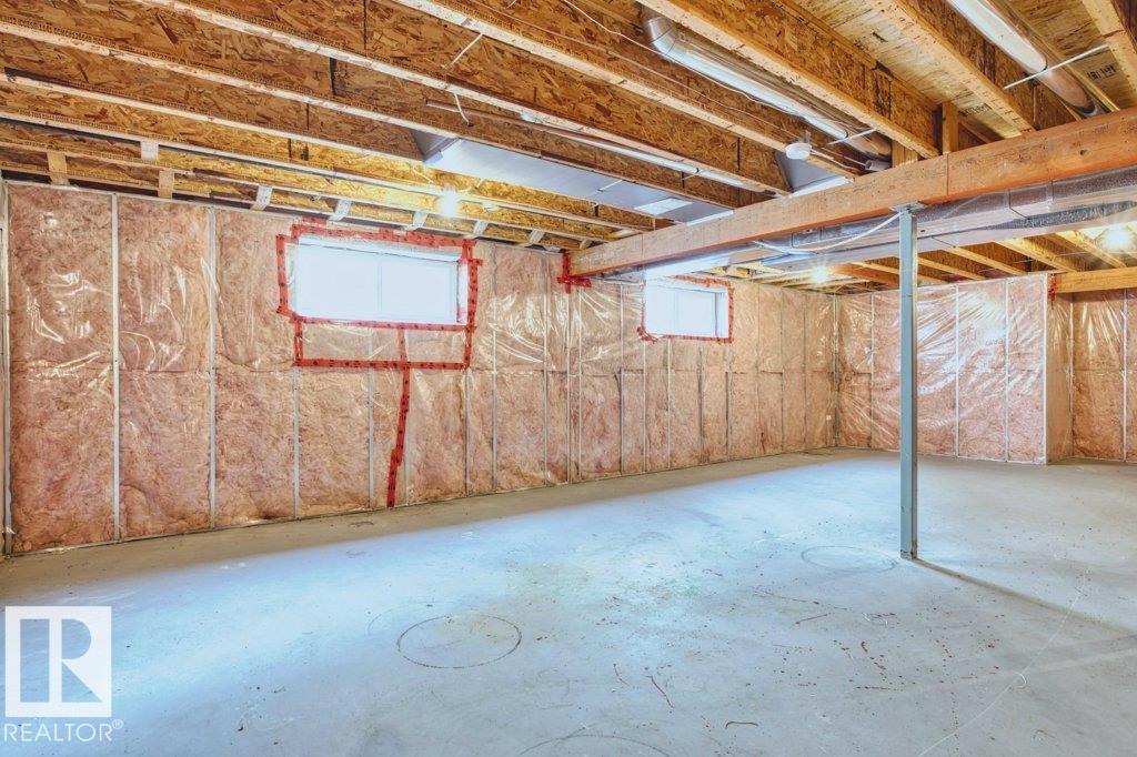 7011 Strom Ln Nw, Edmonton, Alberta  T6R 0T1 - Photo 29 - E4459317