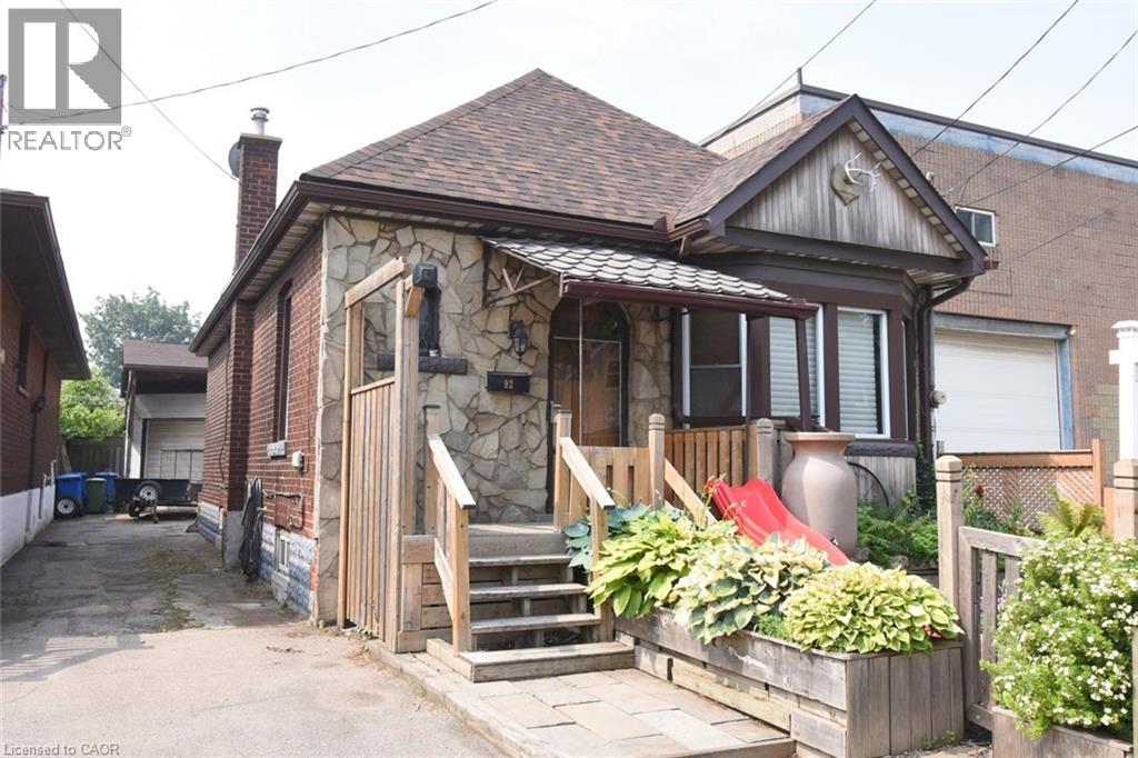 92 GERTRUDE Street, Hamilton, Ontario