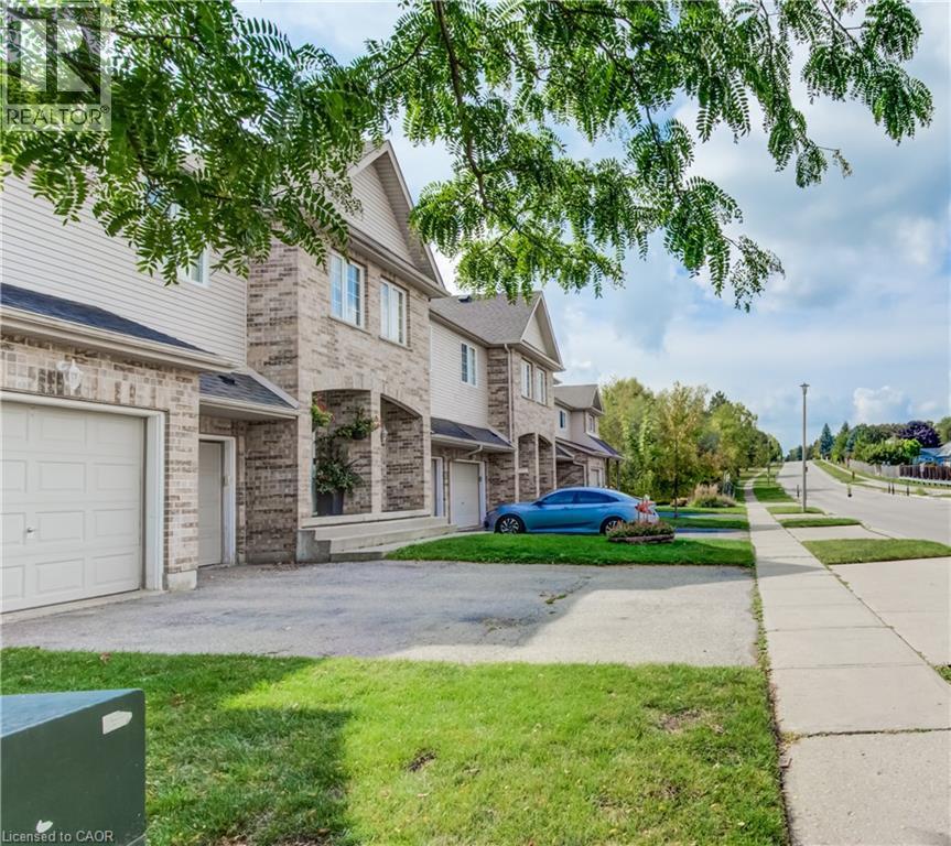 169 Bismark Drive Unit# 6, Cambridge, Ontario  N1S 5B9 - Photo 4 - 40769903