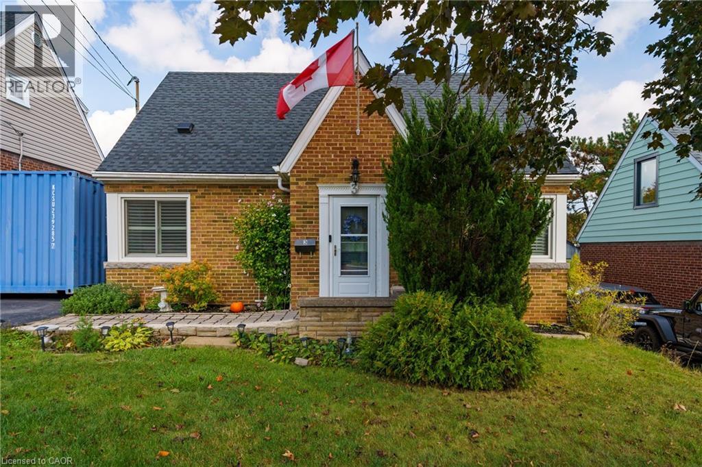 3 MONTROSE Avenue, Hamilton, Ontario