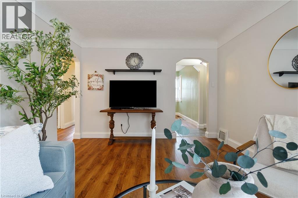 3 Montrose Avenue, Hamilton, Ontario  L8K 4X8 - Photo 4 - 40773058