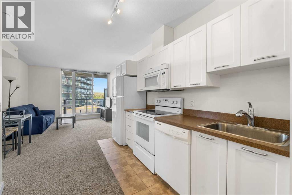 312, 3830 Brentwood Road Nw, Calgary, Alberta  T2L 2J9 - Photo 3 - A2250678