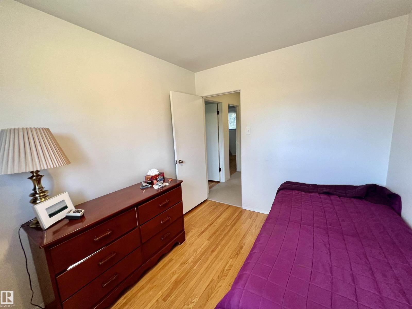10212 Fulton Rd Nw, Edmonton, Alberta  T6A 3T6 - Photo 30 - E4459318