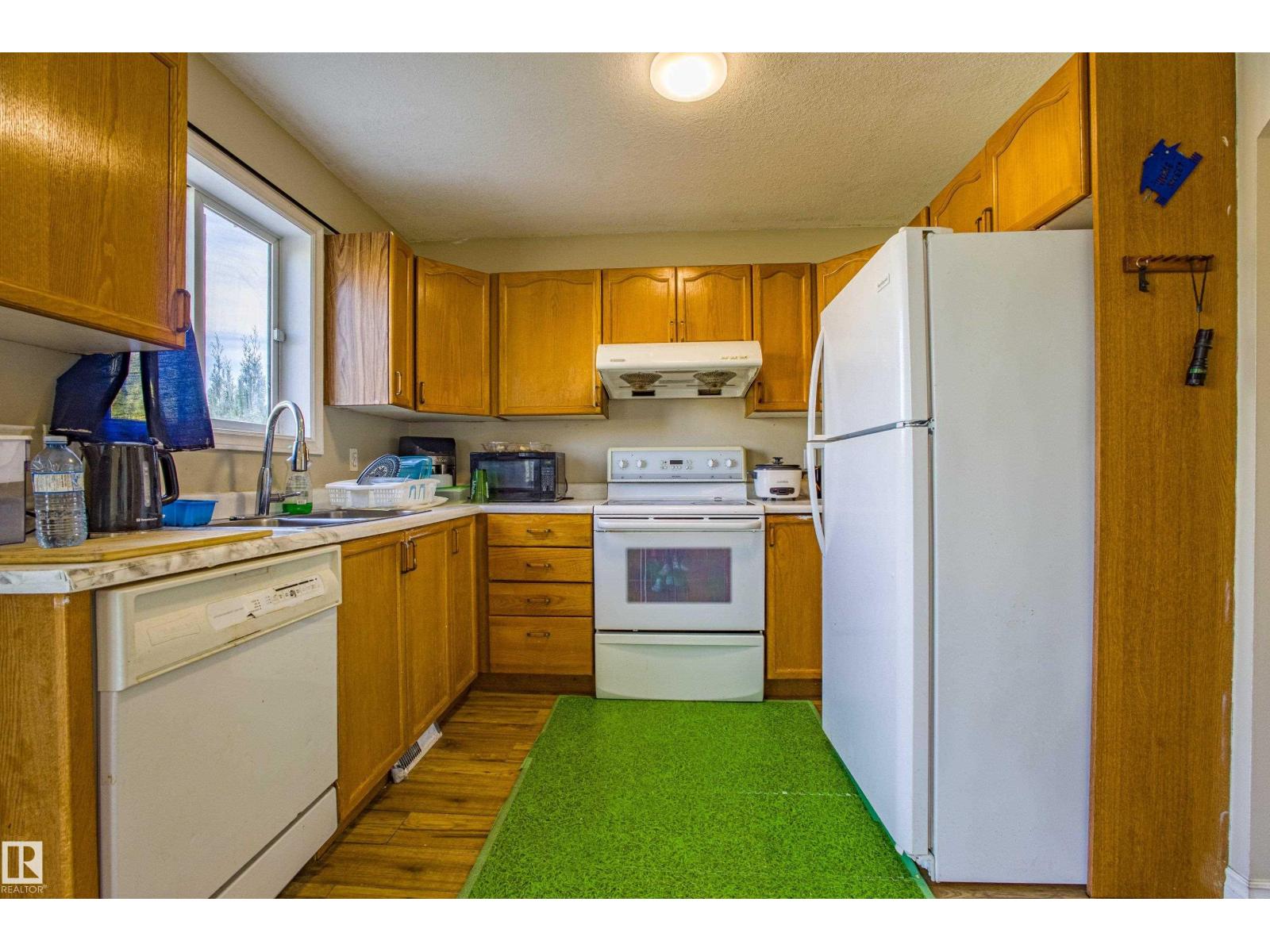 1534 49a St Nw Nw, Edmonton, Alberta  T6L 6Y5 - Photo 13 - E4459321