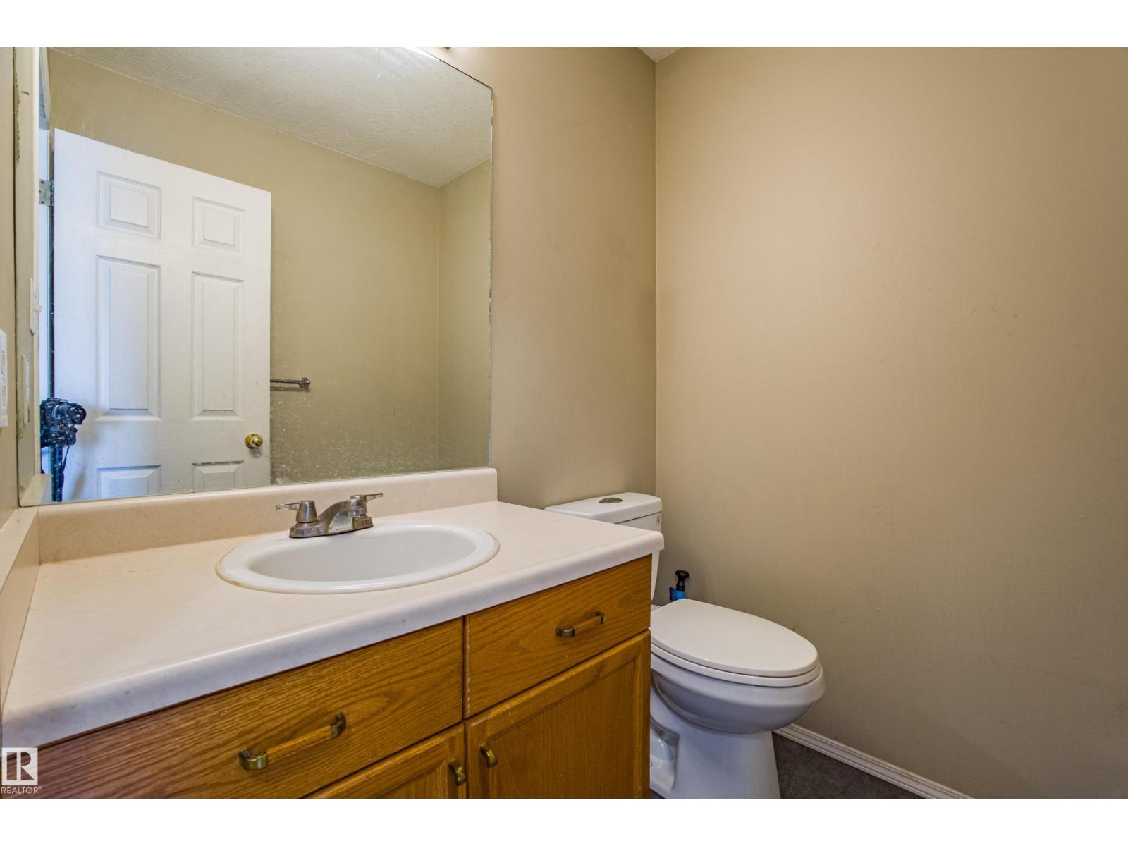 1534 49a St Nw Nw, Edmonton, Alberta  T6L 6Y5 - Photo 16 - E4459321