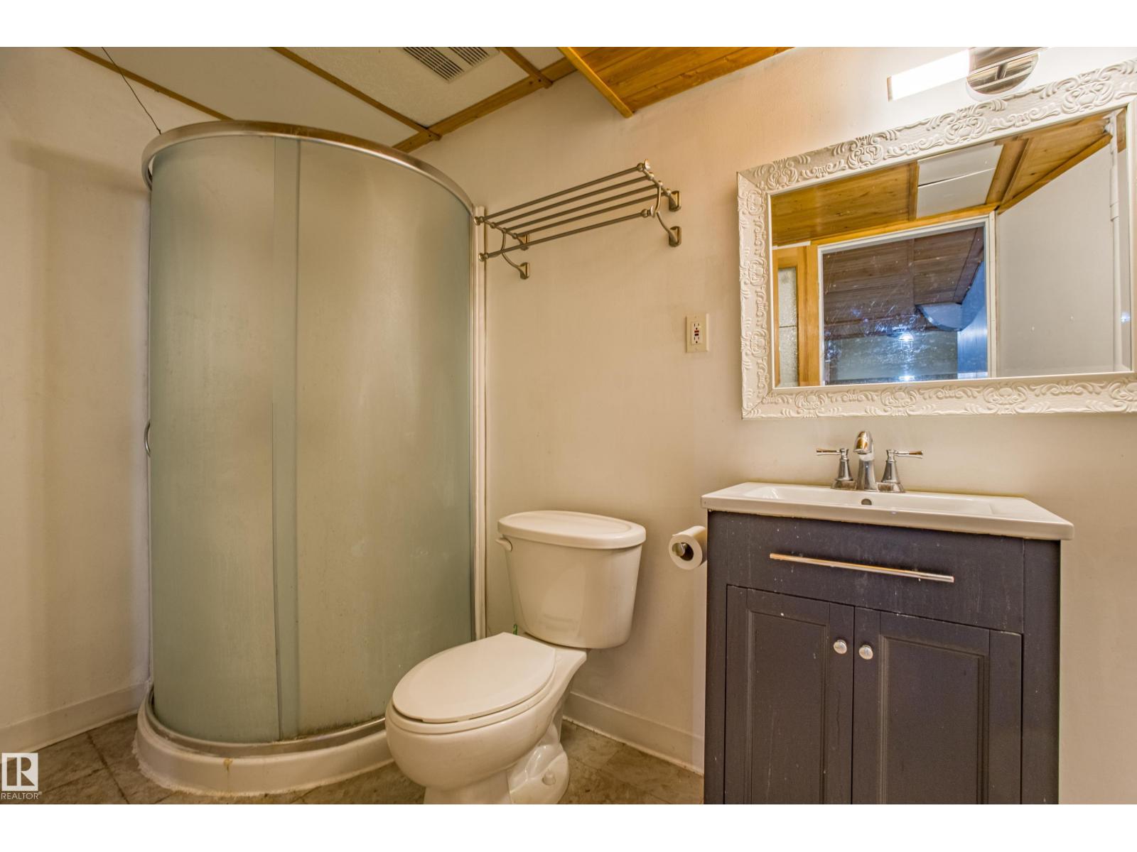 1534 49a St Nw Nw, Edmonton, Alberta  T6L 6Y5 - Photo 31 - E4459321