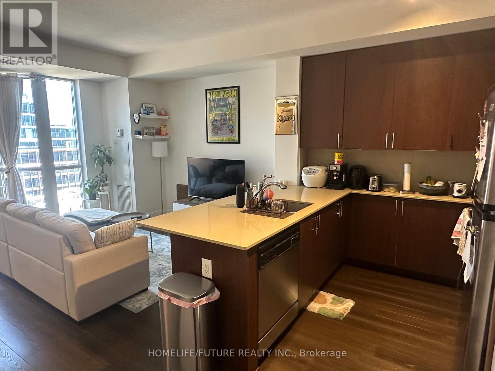 W #915 - 560 Front Street, Toronto, Ontario  M5V 1C1 - Photo 3 - C12425170