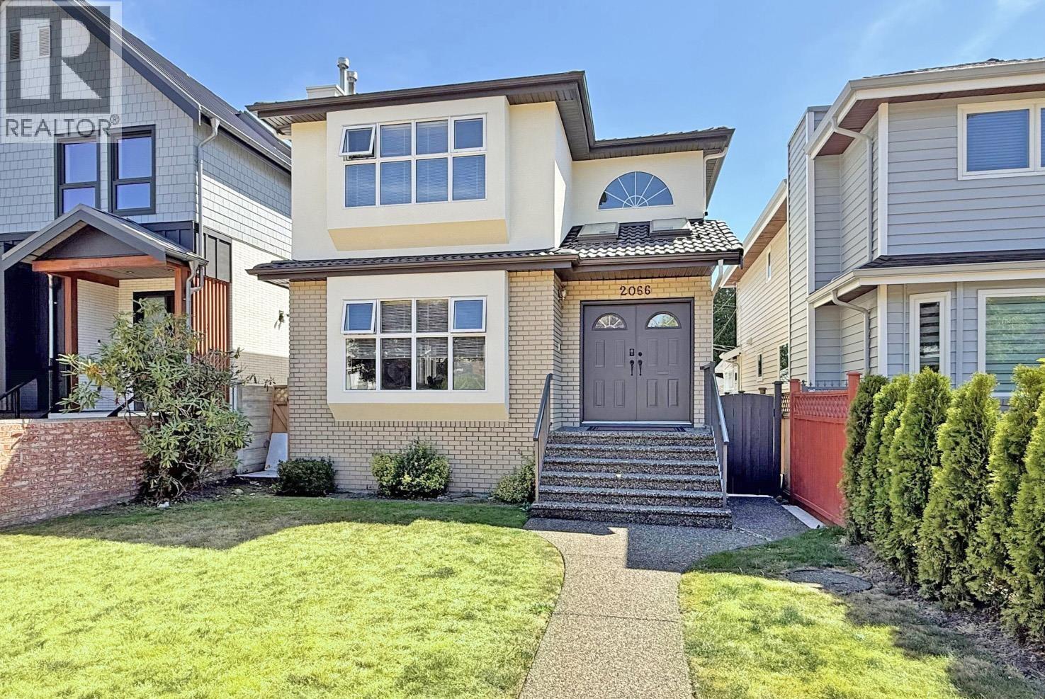2066 W 44TH AVENUE, Vancouver, British Columbia