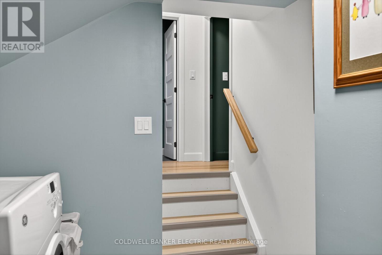 220 Rogers Street, Peterborough, Ontario  K9H 1W3 - Photo 38 - X12425184