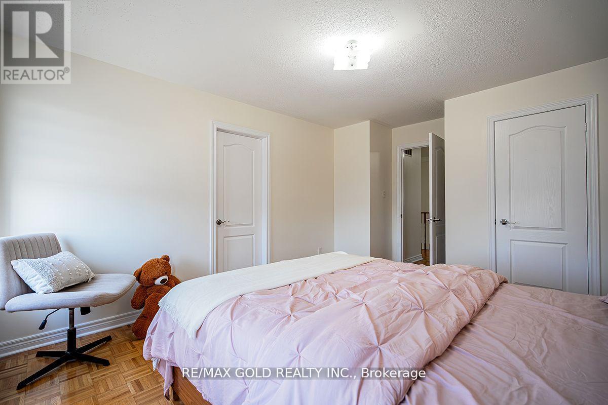 17 Yellow Pine Road, Brampton, Ontario  L6P 2E4 - Photo 28 - W12425164