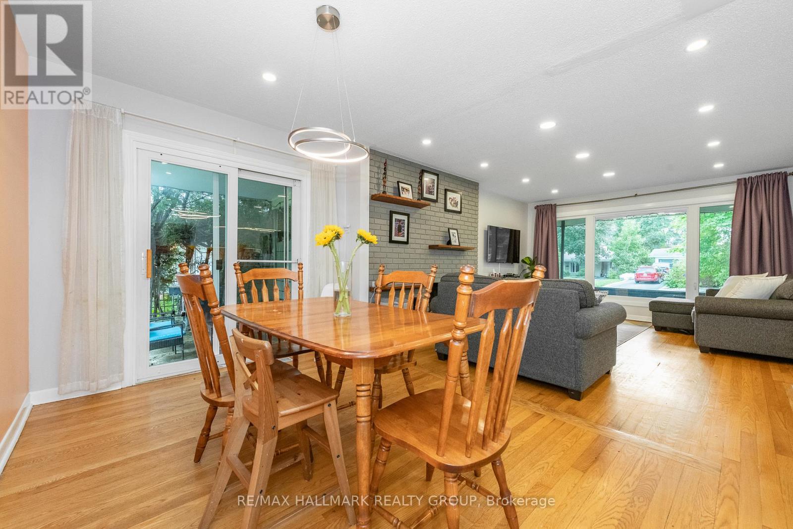 9 Newbury Avenue, Ottawa, Ontario  K2E 6K7 - Photo 15 - X12425189