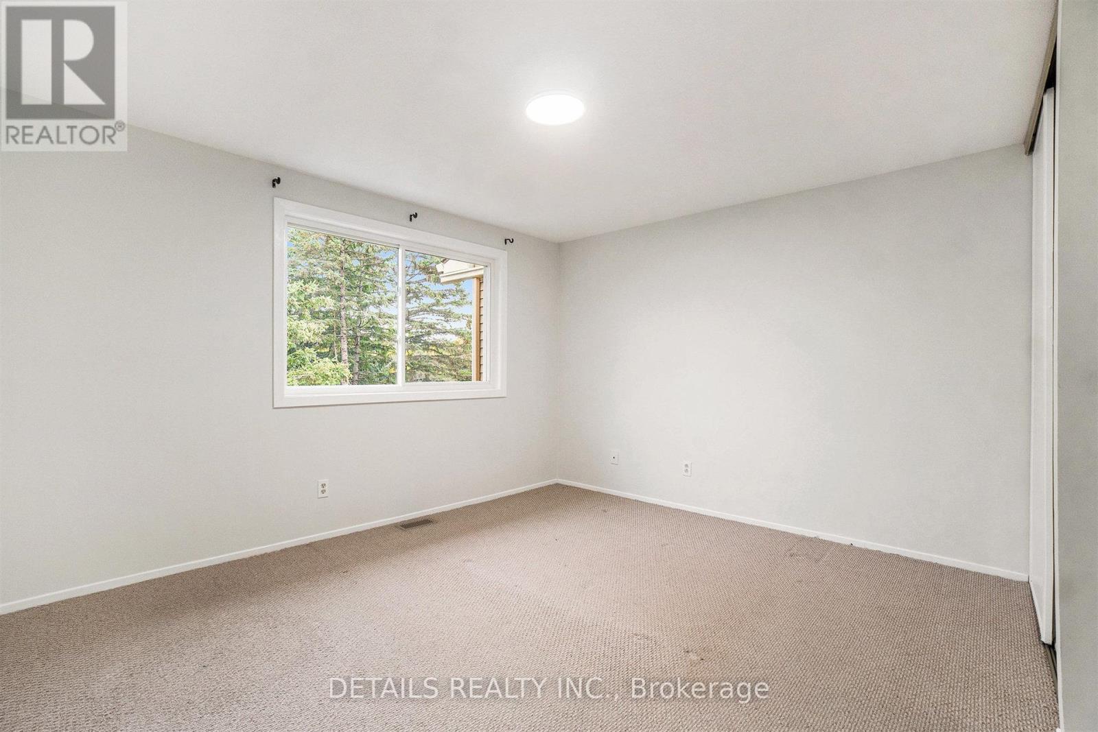 9 - 144 Valley Stream, Unit D Drive, Ottawa, Ontario  K2H 9C6 - Photo 15 - X12425197
