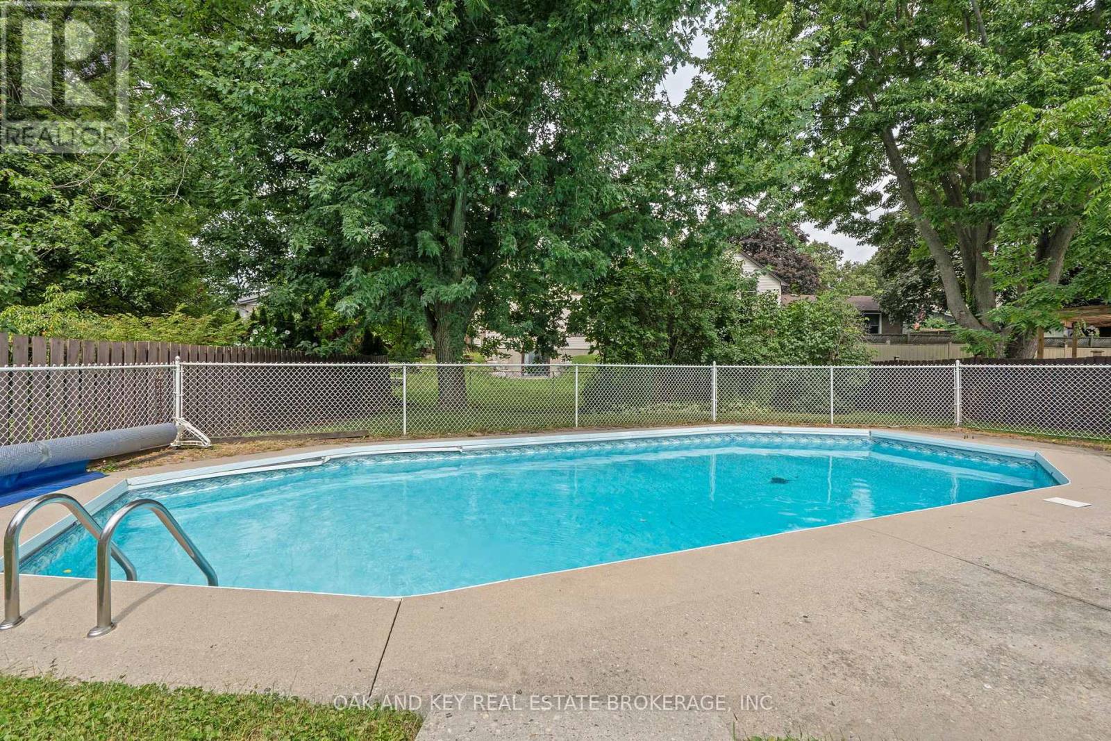 948 Farnham Road N, London South, Ontario  N6K 1S1 - Photo 23 - X12401902