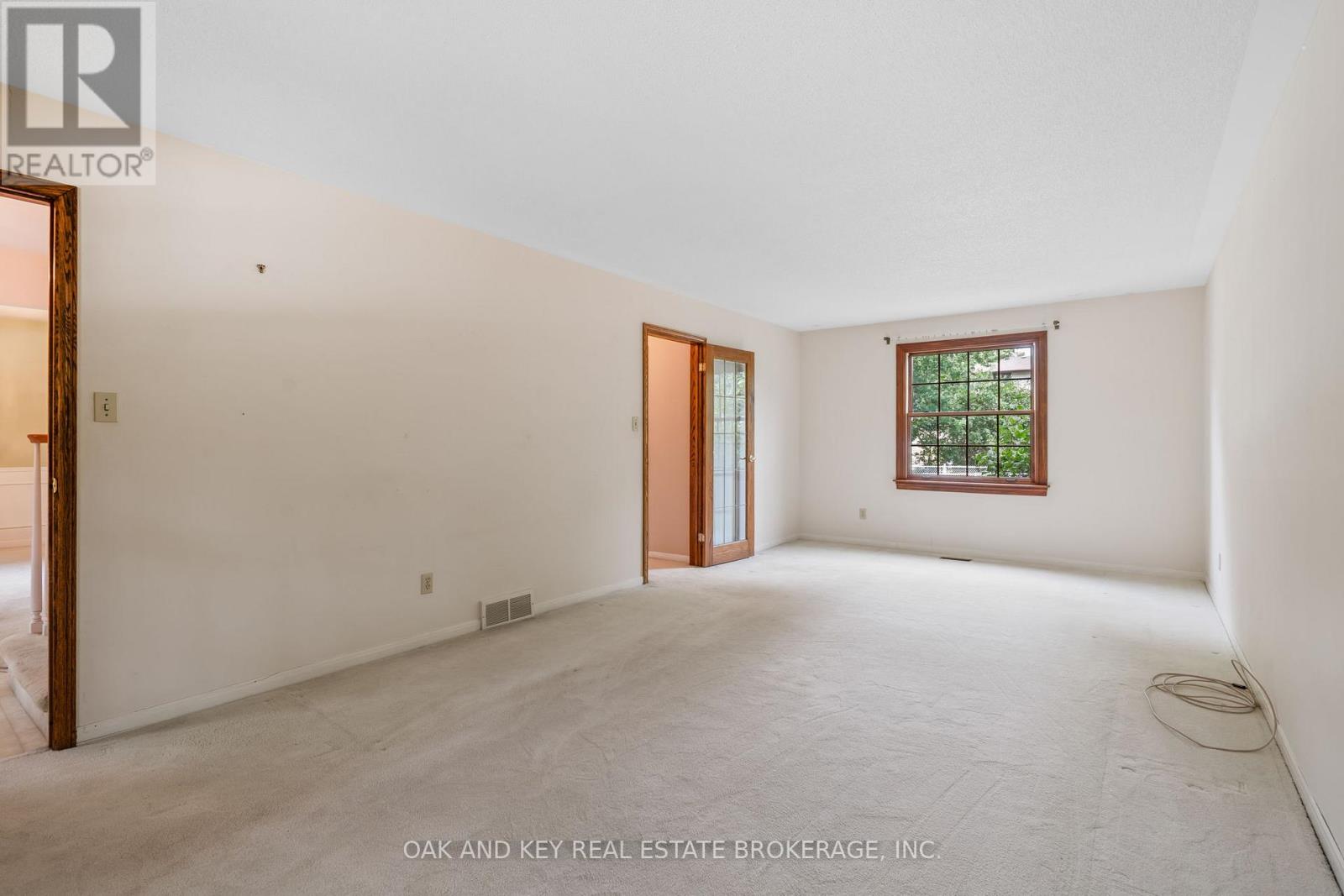 948 Farnham Road N, London South, Ontario  N6K 1S1 - Photo 32 - X12401902