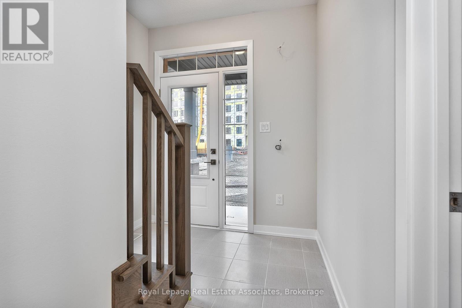 29 - 100 Hollywood Court, Cambridge, Ontario  N1R 0C5 - Photo 3 - X12397806