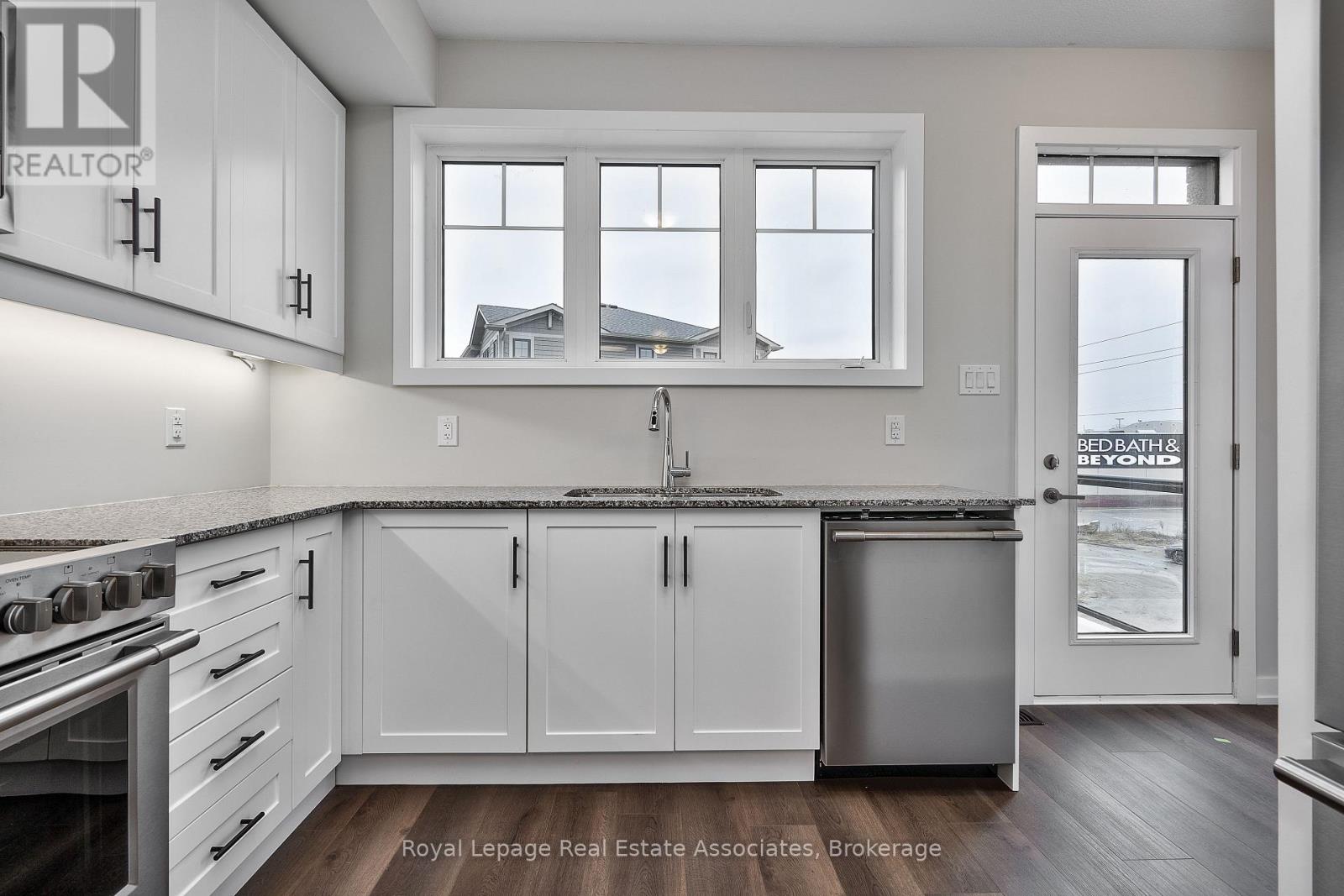 29 - 100 Hollywood Court, Cambridge, Ontario  N1R 0C5 - Photo 14 - X12397806