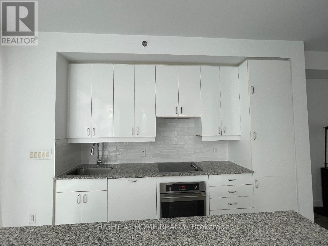2803 - 426 University Avenue, Toronto, Ontario  M5G 1S9 - Photo 9 - C12424647