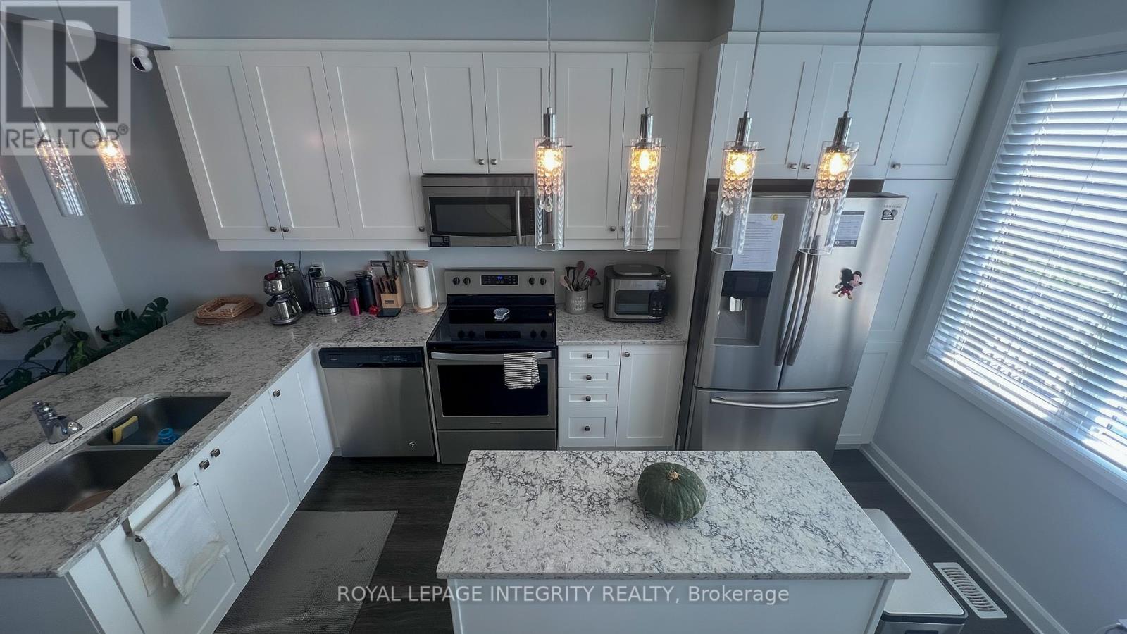 184 Pictou Crescent, Ottawa, Ontario  K2V 0R2 - Photo 13 - X12422771