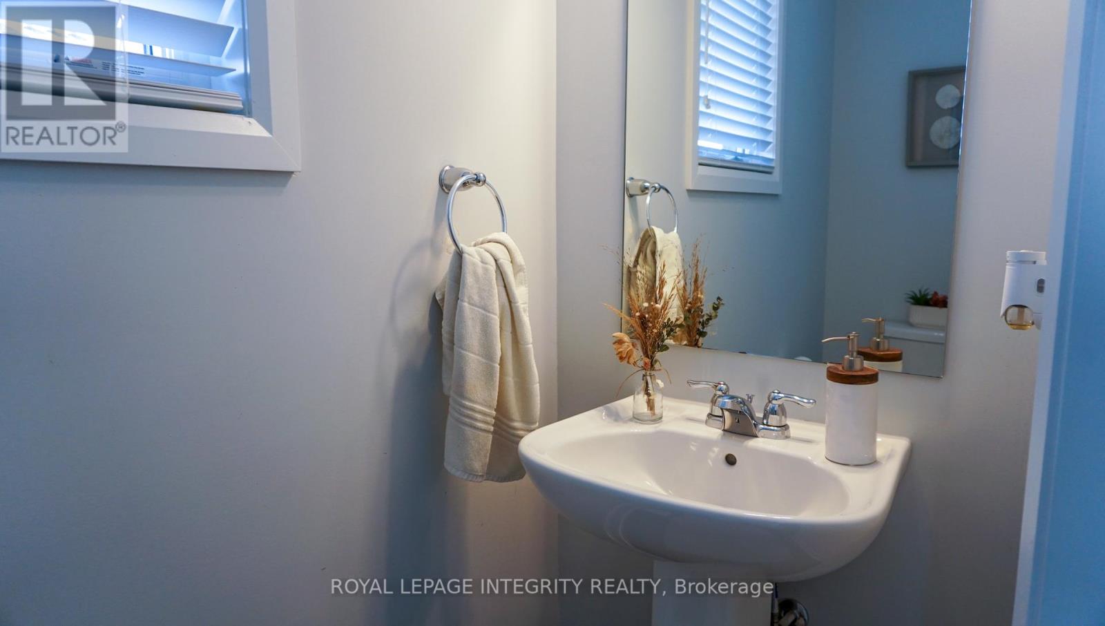 184 Pictou Crescent, Ottawa, Ontario  K2V 0R2 - Photo 18 - X12422771