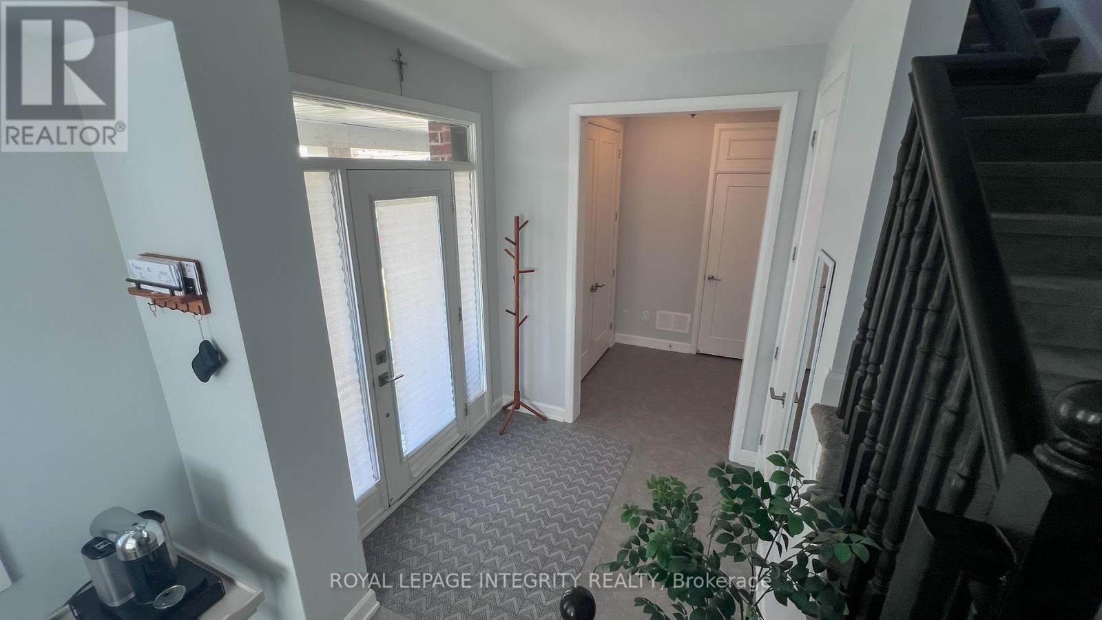 184 Pictou Crescent, Ottawa, Ontario  K2V 0R2 - Photo 6 - X12422771