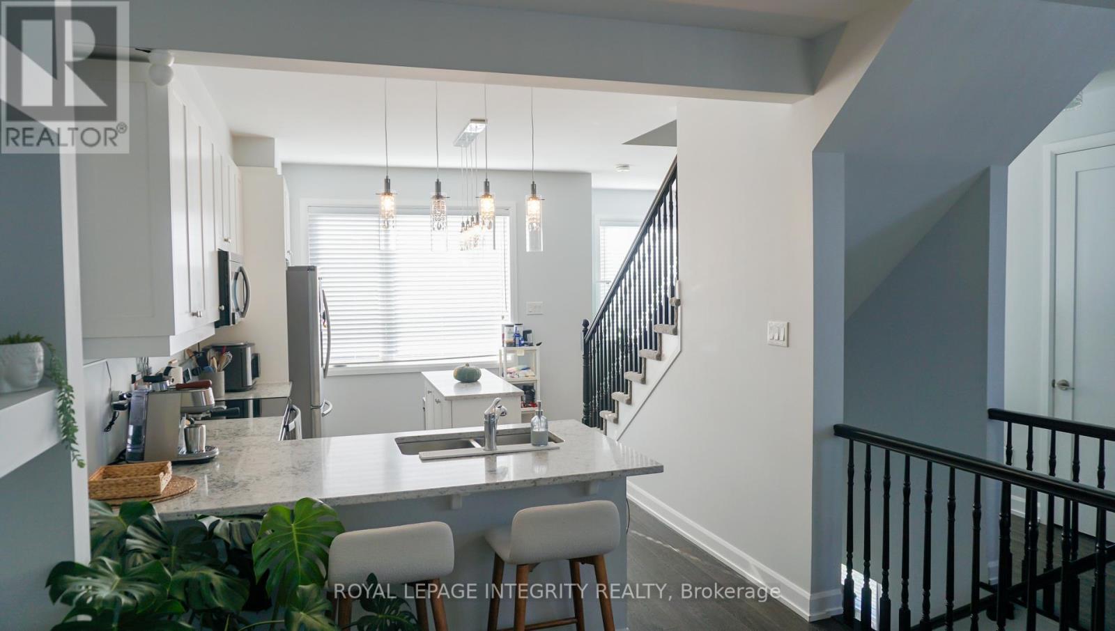 184 Pictou Crescent, Ottawa, Ontario  K2V 0R2 - Photo 9 - X12422771
