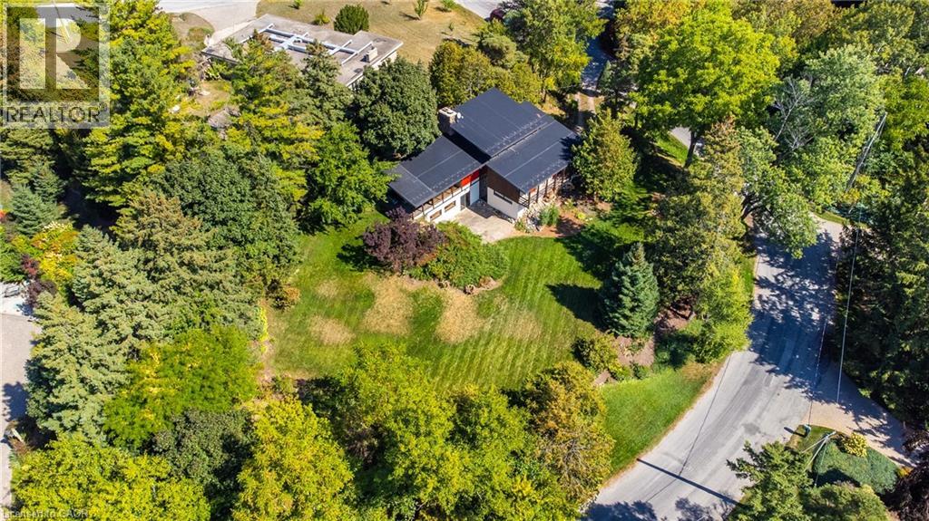 121 GRAND HILL Drive, Kitchener, Ontario