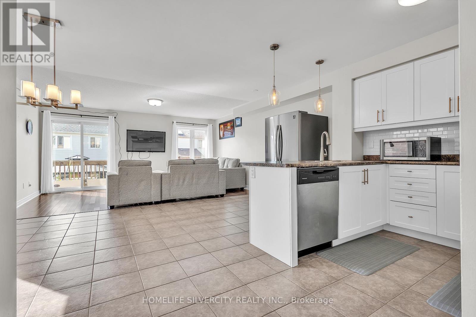 1400 Rennie Street, Oshawa, Ontario  L1K 0N8 - Photo 10 - E12425186
