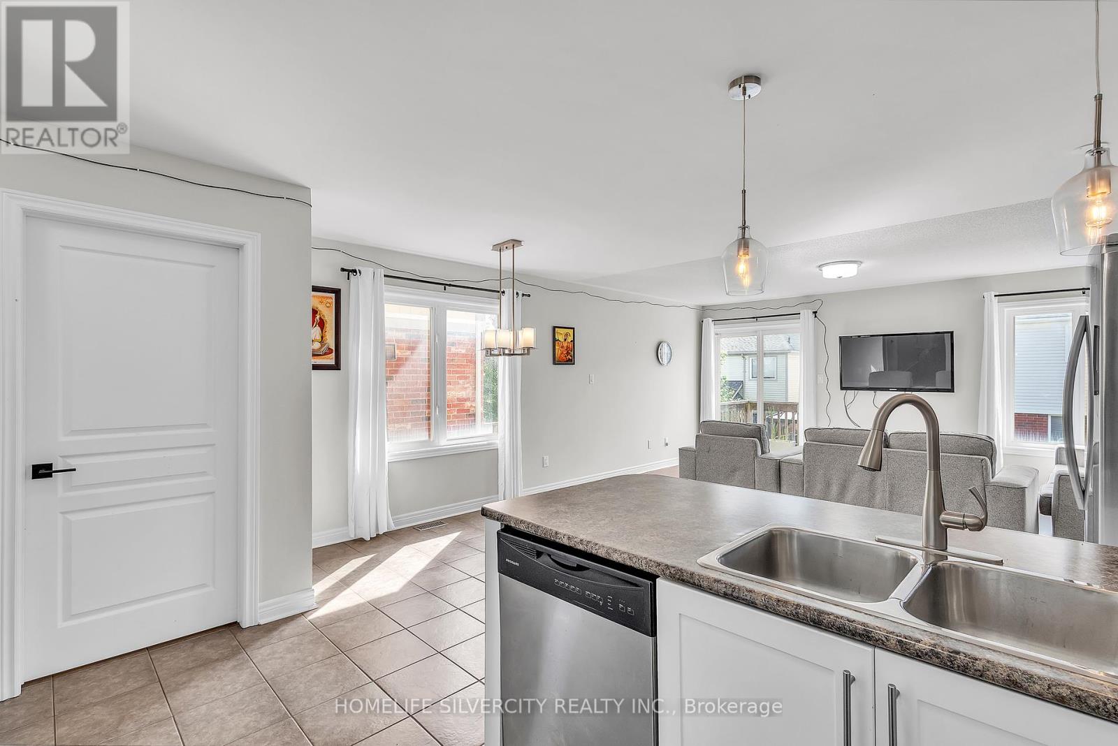 1400 Rennie Street, Oshawa, Ontario  L1K 0N8 - Photo 14 - E12425186