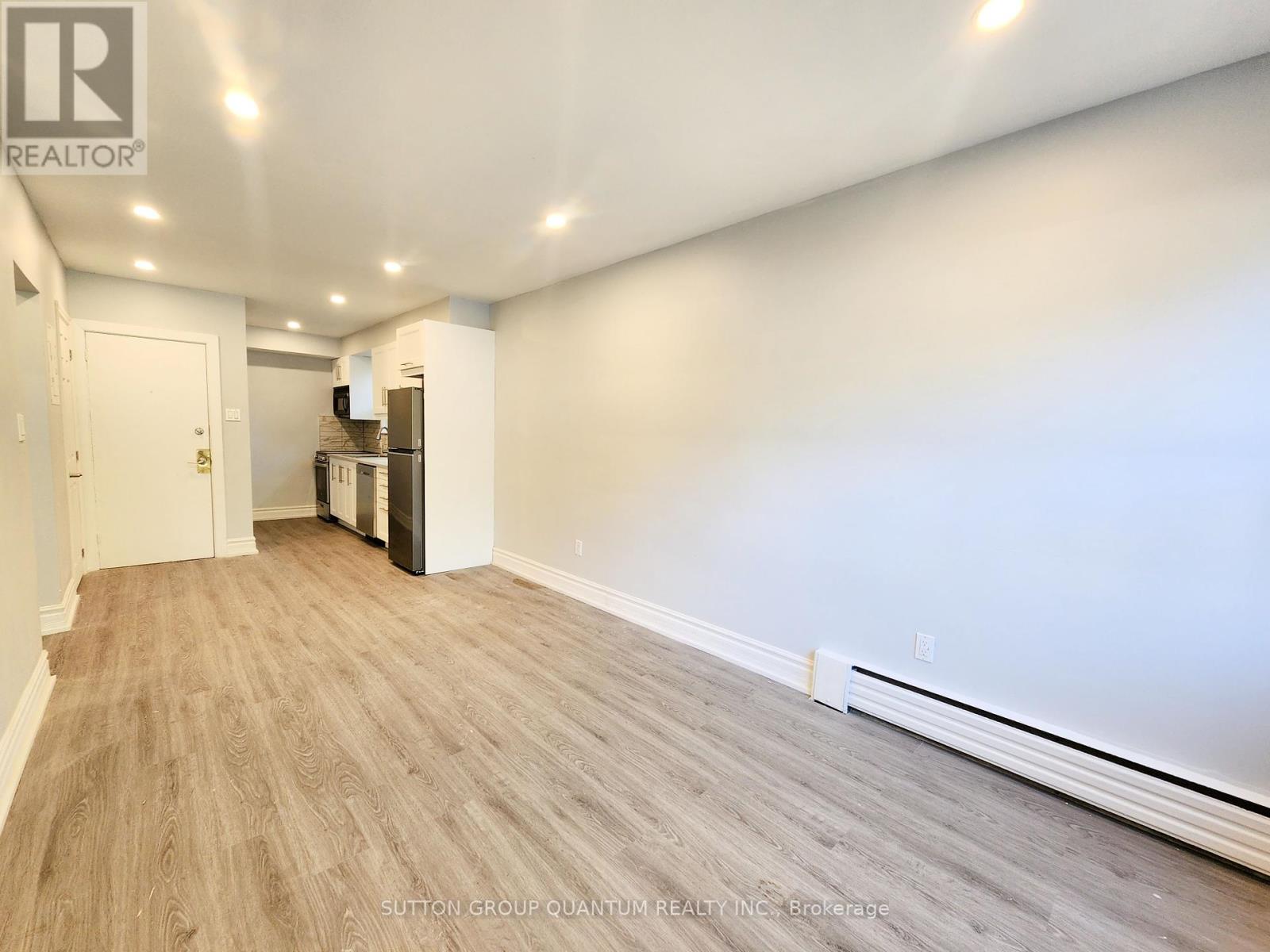 2 (Main Flr. Rear) - 122 Newcastle Street, Toronto, Ontario  M8Z 1C8 - Photo 4 - W12425106