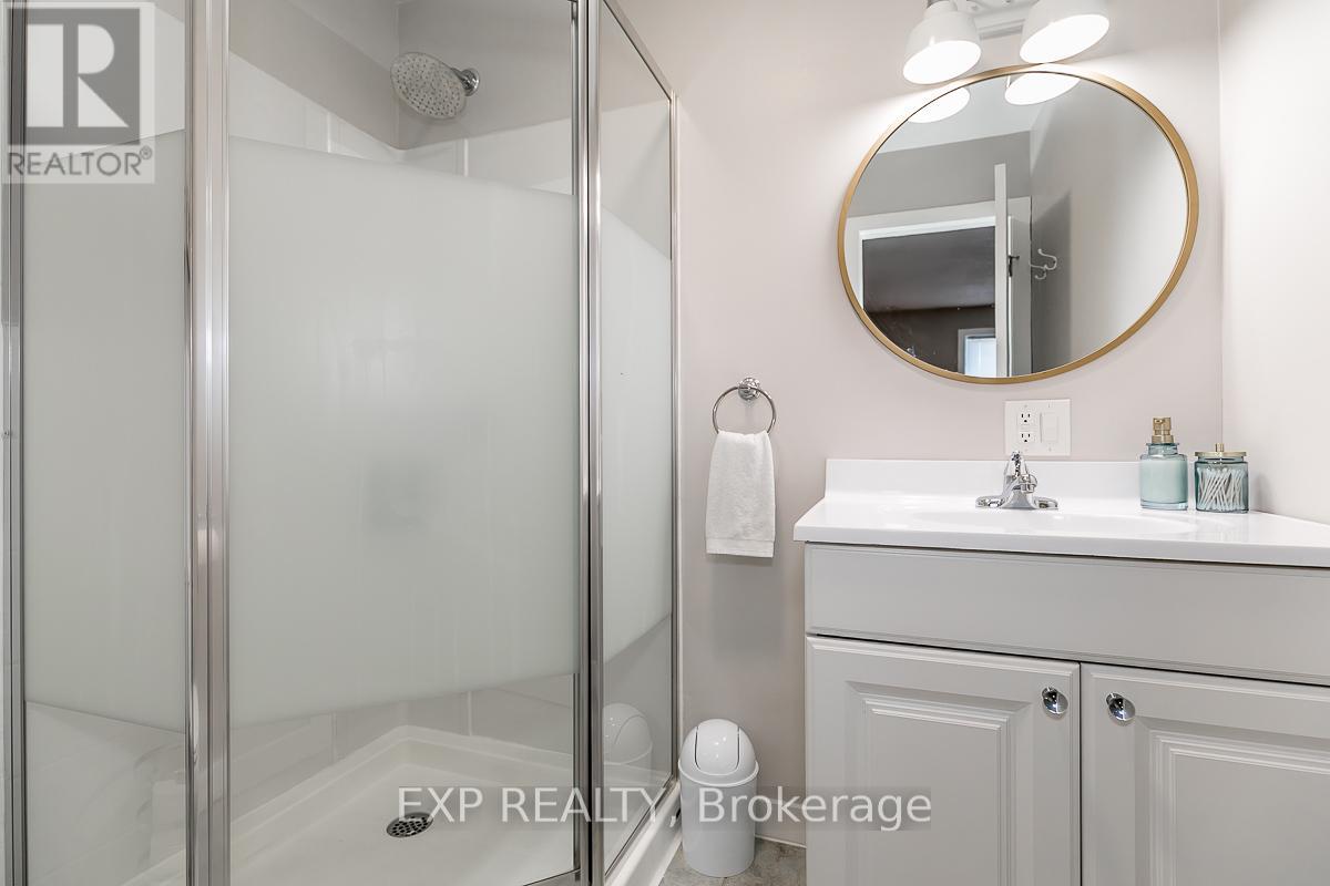3152 Mosley Street, Wasaga Beach, Ontario  L9Z 1V6 - Photo 18 - S12425190