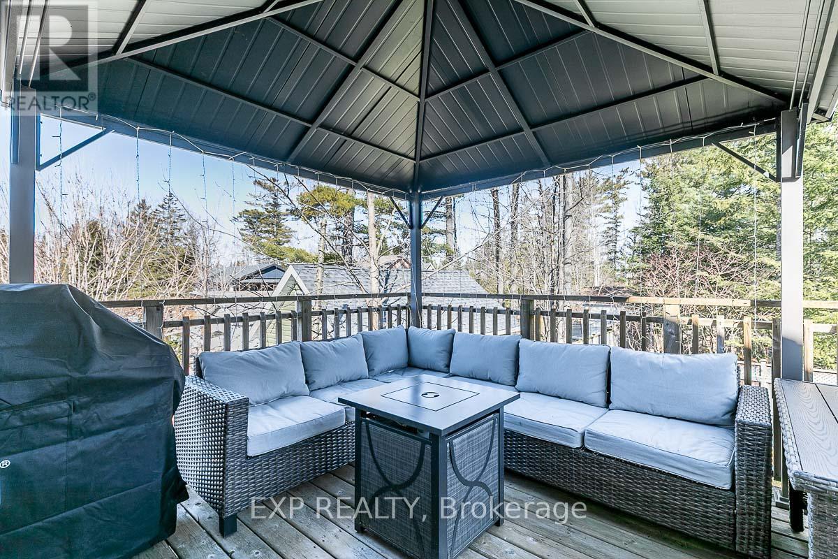 3152 Mosley Street, Wasaga Beach, Ontario  L9Z 1V6 - Photo 20 - S12425190