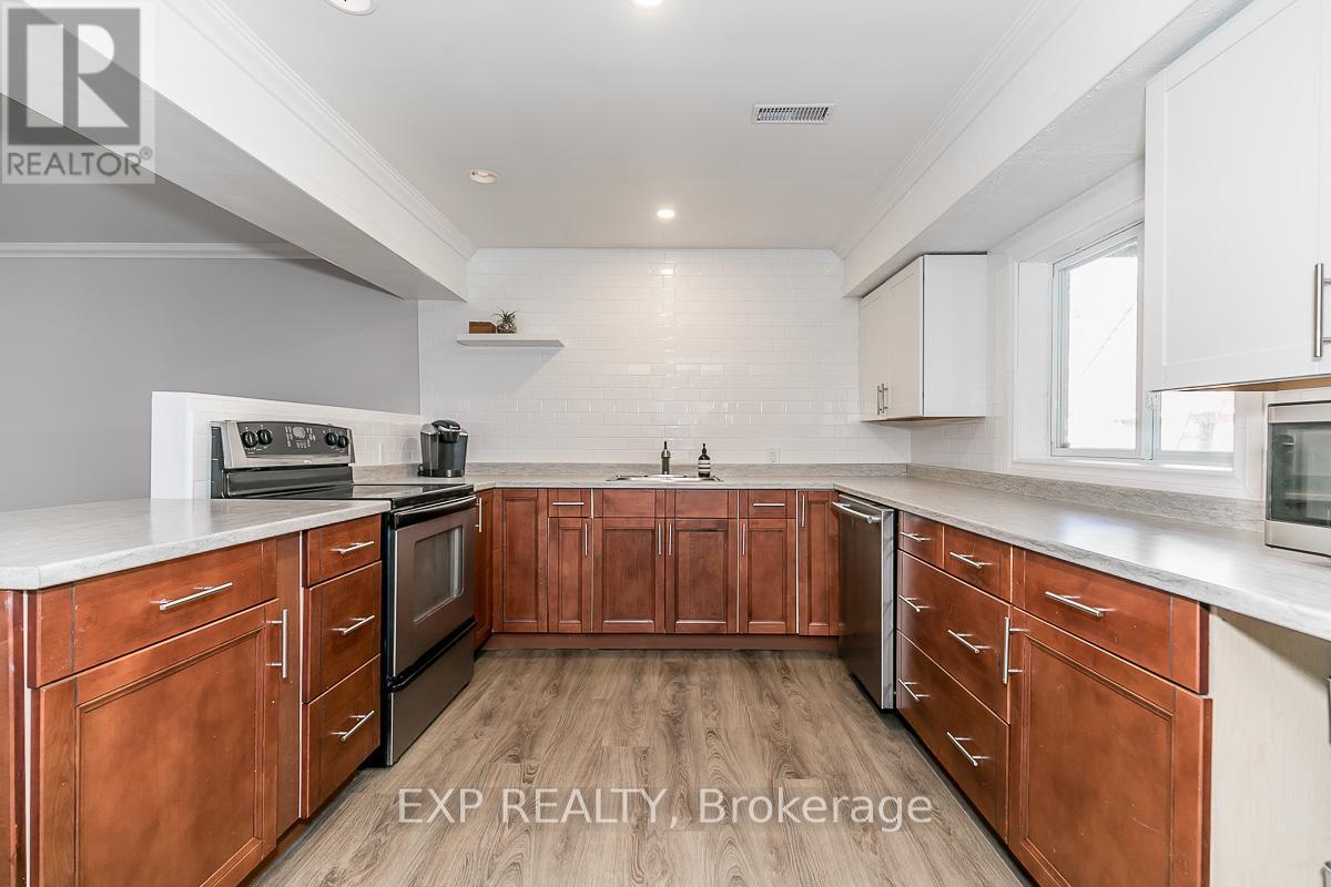 3152 Mosley Street, Wasaga Beach, Ontario  L9Z 1V6 - Photo 32 - S12425190