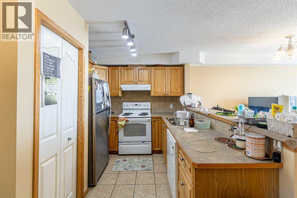 308, 92 Saddletree Court Ne, Calgary, Alberta  T3J 5J1 - Photo 6 - A2232555