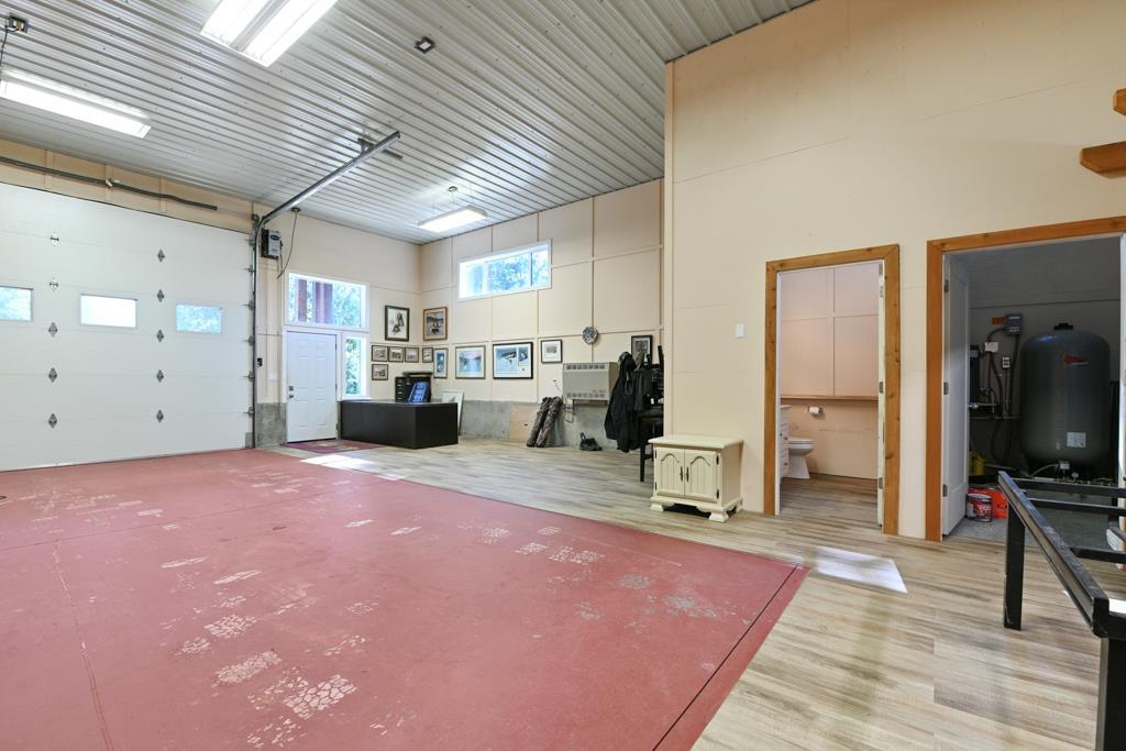 1400 Maple Rock Drive, Columbia Valley, Columbia Valley, British Columbia  V2R 4X5 - Photo 33 - R3051197