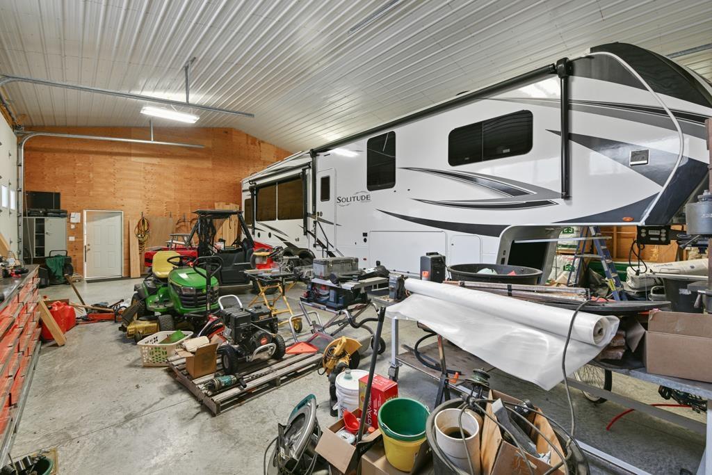 1400 Maple Rock Drive, Columbia Valley, Columbia Valley, British Columbia  V2R 4X5 - Photo 38 - R3051197