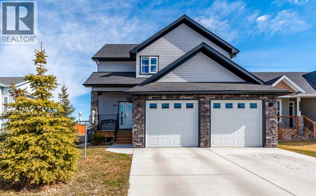 1024 Carriage Lane Drive, Carstairs, Alberta