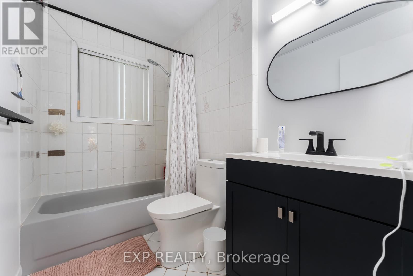 506 Vernon Avenue, Ottawa, Ontario  K1K 1A6 - Photo 7 - X12425217