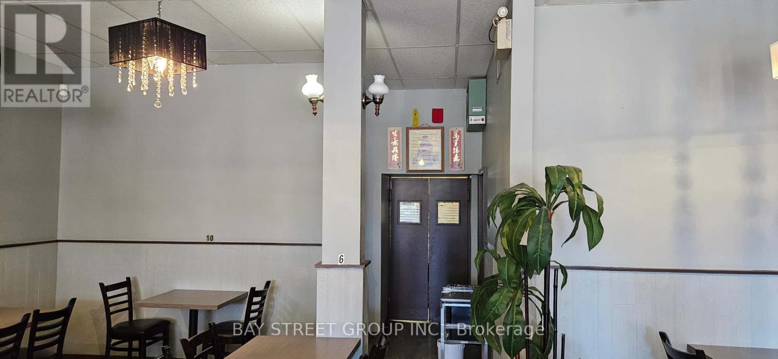 23 William Street N, Kawartha Lakes (Lindsay), Ontario  K9V 3Z9 - Photo 7 - X12425201