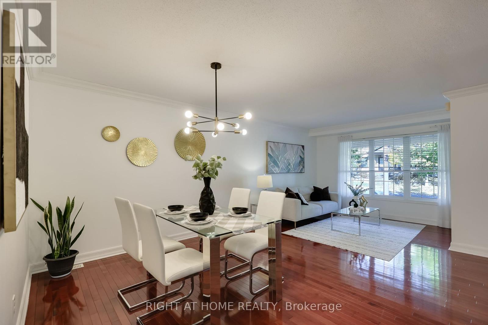 60 Mersey Drive, Ottawa, Ontario  K2K 3A6 - Photo 9 - X12425213